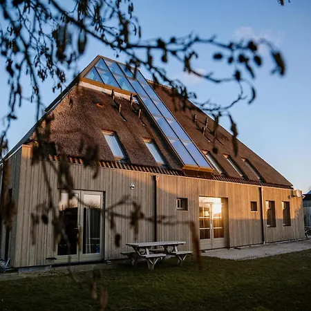 Hoeve Landzicht For 24-people *