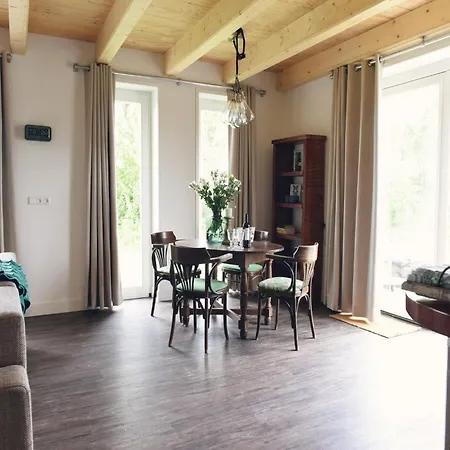 Hoeve Landzicht For 24-people Vila *