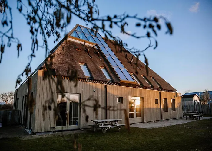 Hoeve Landzicht For 24-people *