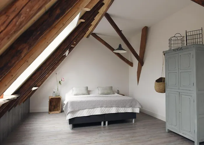 Villa Hoeve Landzicht For 24-people *