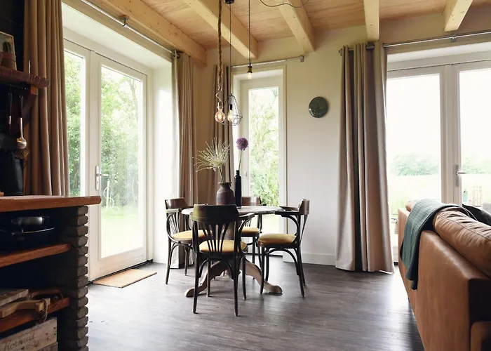 Villa Hoeve Landzicht For 24-people *