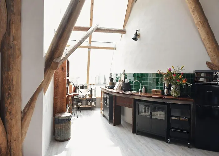 Hoeve Landzicht For 24-people Villa *