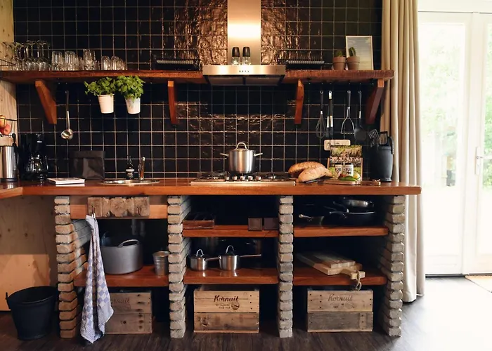 Hoeve Landzicht For 24-people Villa